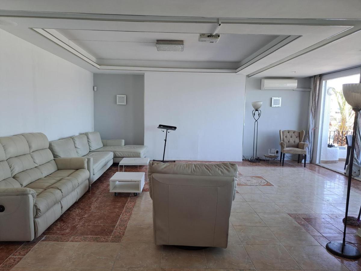 Private Suites In Huge Penthouse 1St Line Puerto Banus, Incredible Views, Jacuzzis ماربيا المظهر الخارجي الصورة