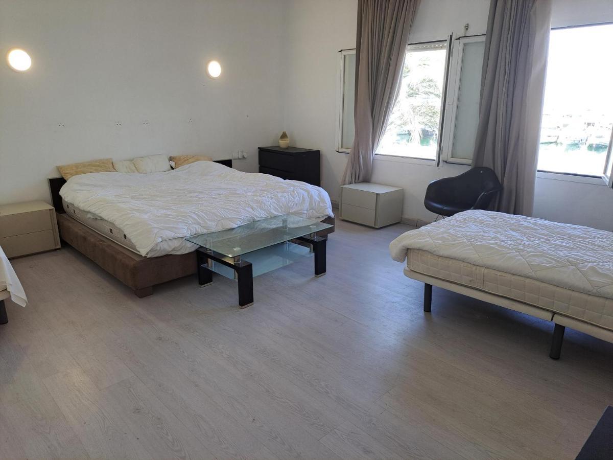Private Suites In Huge Penthouse 1St Line Puerto Banus, Incredible Views, Jacuzzis ماربيا المظهر الخارجي الصورة