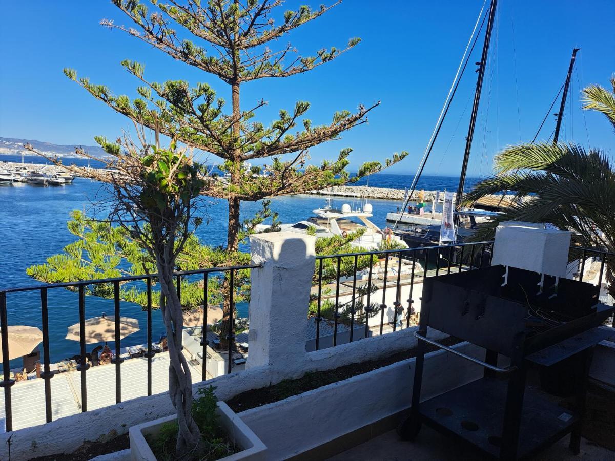 Private Suites In Huge Penthouse 1St Line Puerto Banus, Incredible Views, Jacuzzis ماربيا المظهر الخارجي الصورة